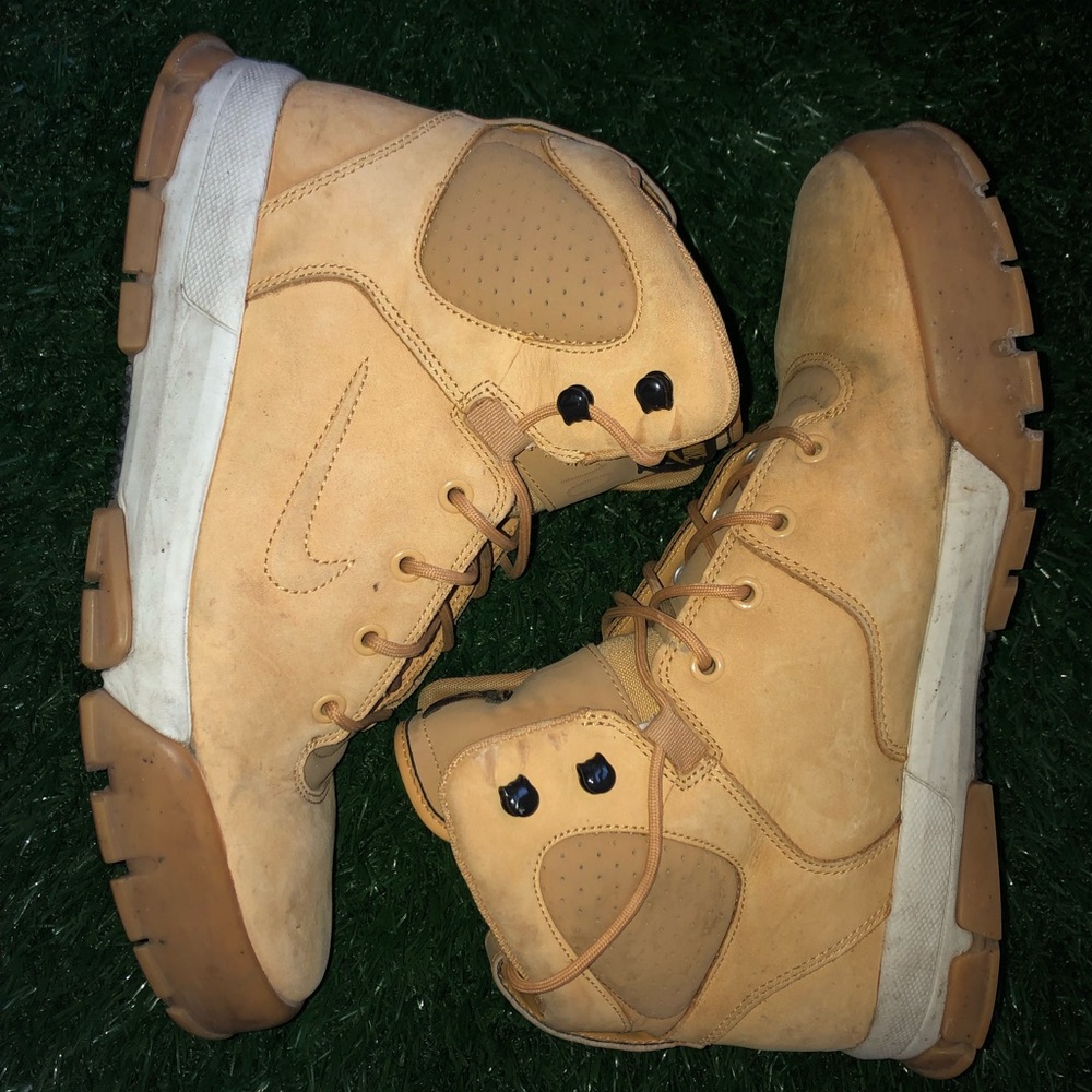 Nike Air Nevist 6 ACG Boots
